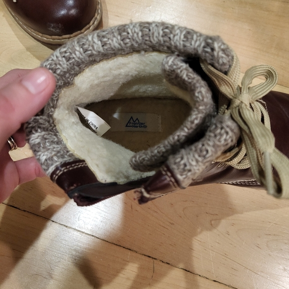 Frontier North boots - Picture 2 of 4